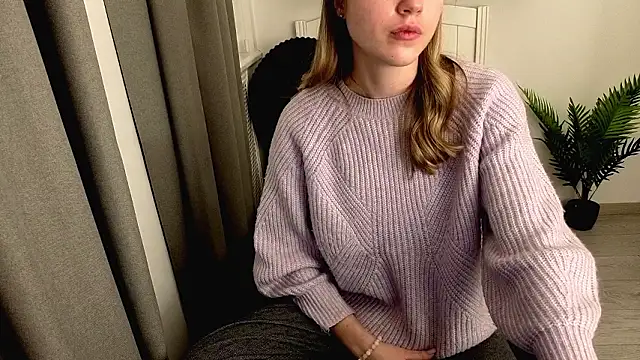 Just_L0VE_me's cam snapshot