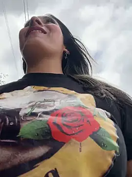 Cami_Leon2's cam snapshot