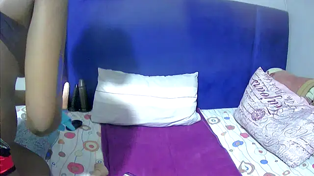 Cherrydollx's cam snapshot