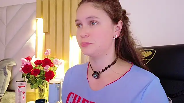 Anaise_latif's cam snapshot