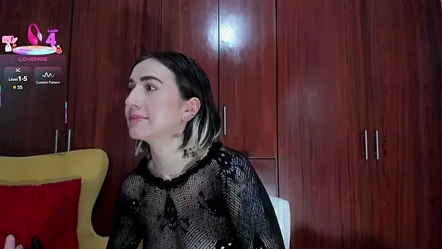 carly_grasso's cam snapshot