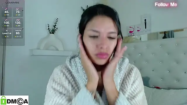 zoe_sexy_latin_19's cam snapshot