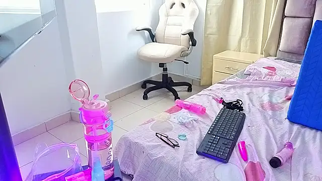 scarlettjohnson_'s cam snapshot