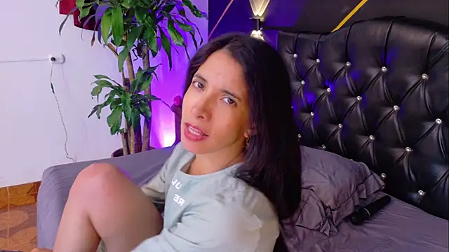 amabel_zambrano's cam snapshot