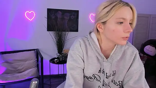 AuroraWrenfield's cam snapshot