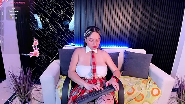 TiffanyHoustton's cam snapshot