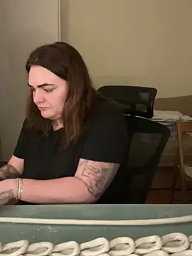 HeyBABYGIRL's cam snapshot