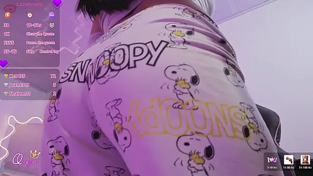 ZURY_TAY's cam snapshot