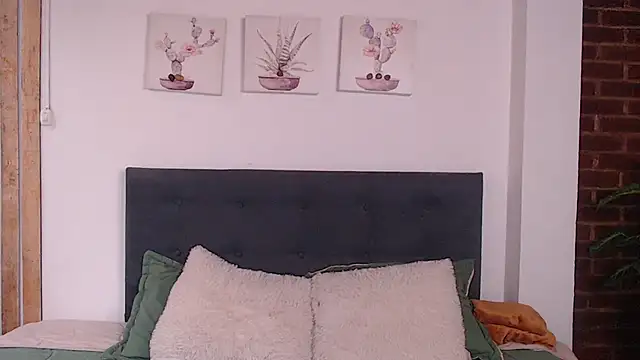 Andrea_secret_'s cam snapshot