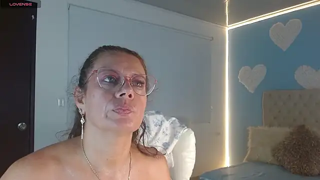 channelsmith_55's cam snapshot