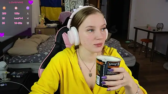 Mary_Blu's cam snapshot