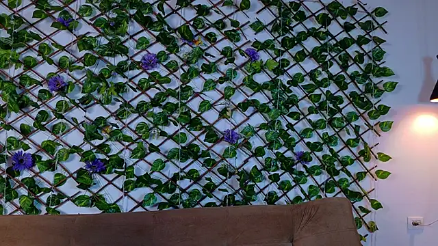 alice_rous21's cam snapshot