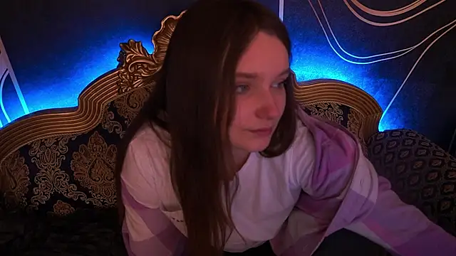 MagicPeachh_'s cam snapshot