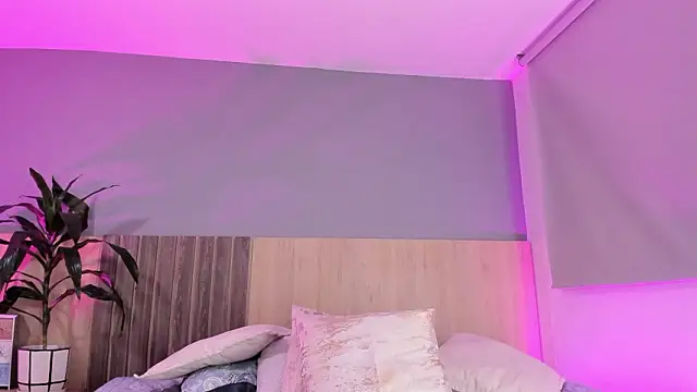 Atenea_Clerk's cam snapshot