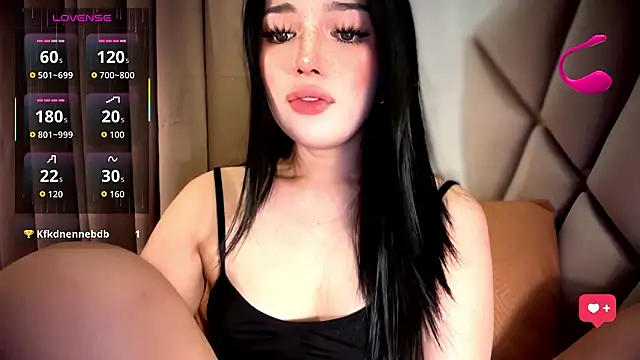 maui_wowie live sex cam