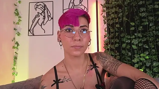 MiaMorgan_'s cam snapshot