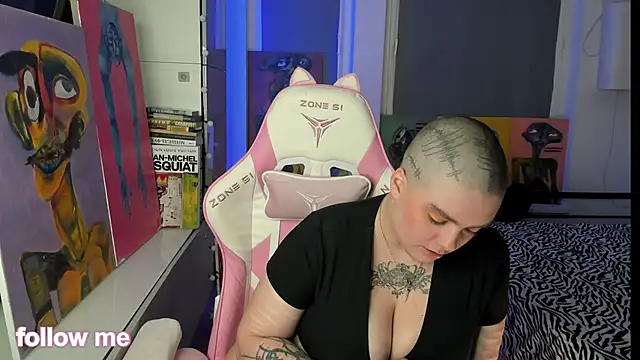 enigmastella's cam snapshot