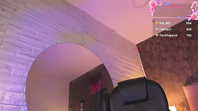 alice__tylor's cam snapshot