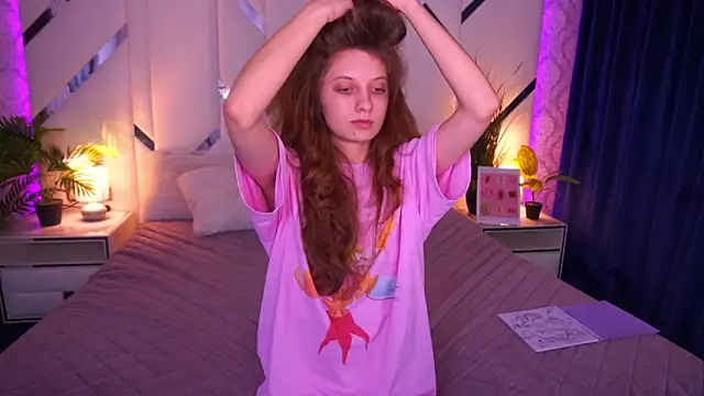 CuteeFoxy's cam snapshot