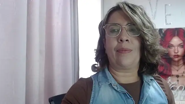 Victoria_meester's cam snapshot