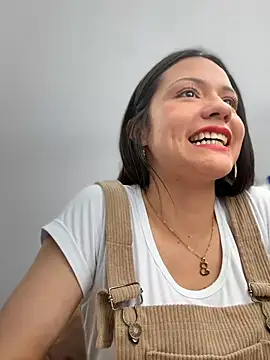 CHARLOTTE__05's cam snapshot