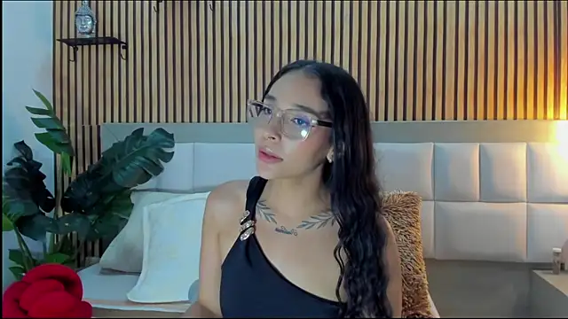 Roseaurora's cam snapshot