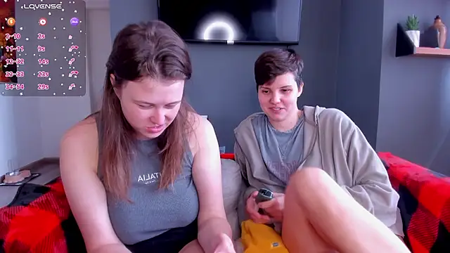 Tenderly_Couple's cam snapshot