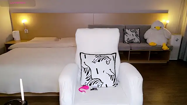 Lucky-baby's cam snapshot