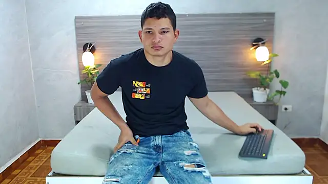 Loony_Zion live sex cam