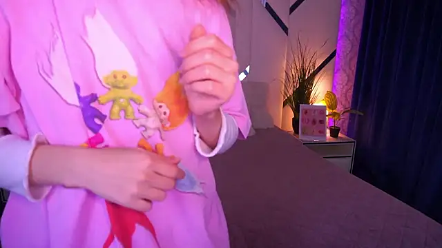 CuteeFoxy's cam snapshot