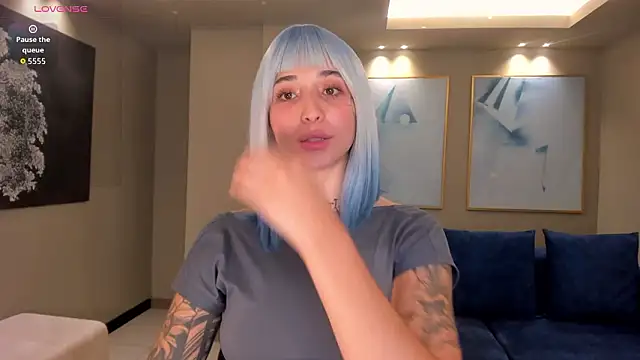 VenusClaire_'s cam snapshot