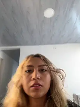 amanda-medrano1's cam snapshot