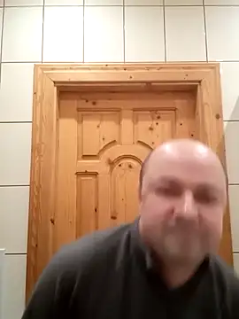 Luceriusbigass's cam snapshot