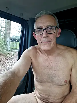 nakedcarpenteruk's cam snapshot