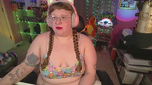 FatVeronica's cam snapshot