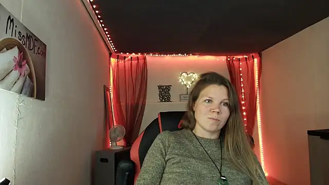 CallMeMaria's cam snapshot