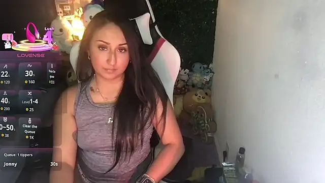 Daisysummersuee's cam snapshot