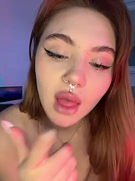 LunaMillie's cam snapshot