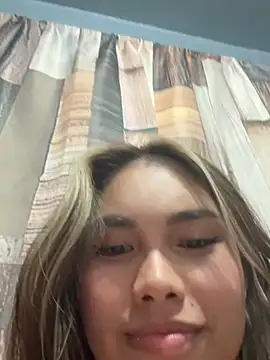 Alaia_River live sex cam