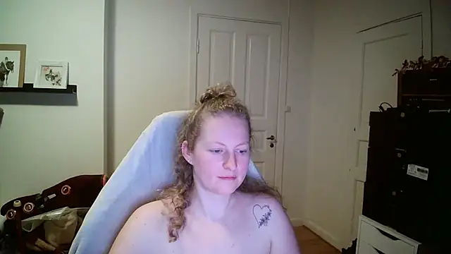 Girlnina-1995 live sex cam