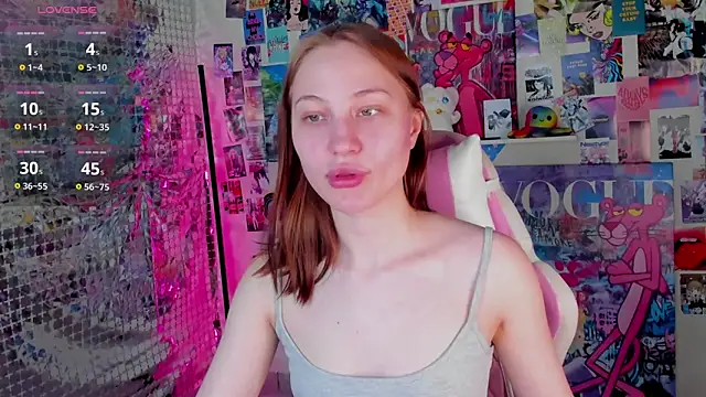 lally_cute's cam snapshot