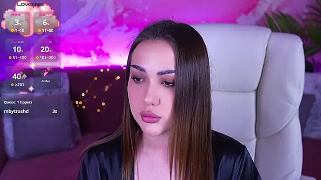 OliviaMoore_'s cam snapshot