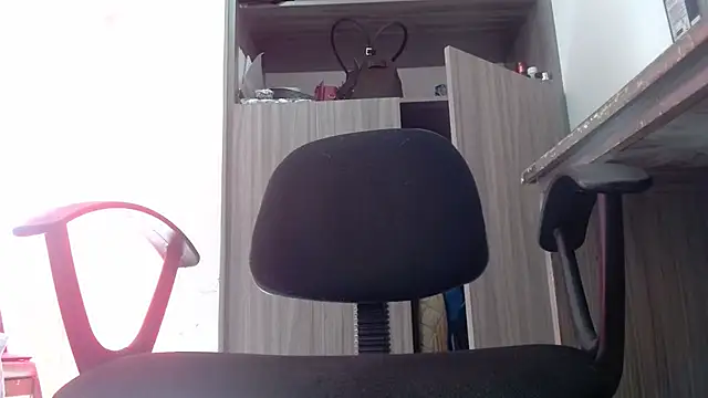 nicolle_milf1978's cam snapshot