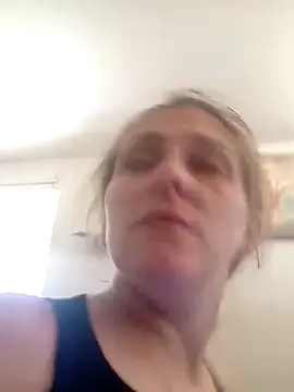 LadySn0w26's cam snapshot