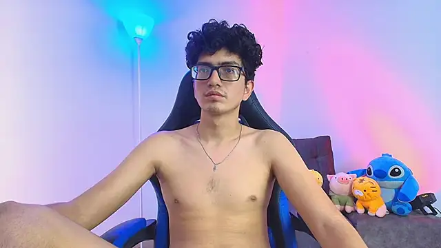 TylerWhite_ live sex cam