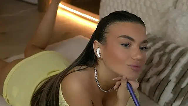 Ur_BadHabit's cam snapshot