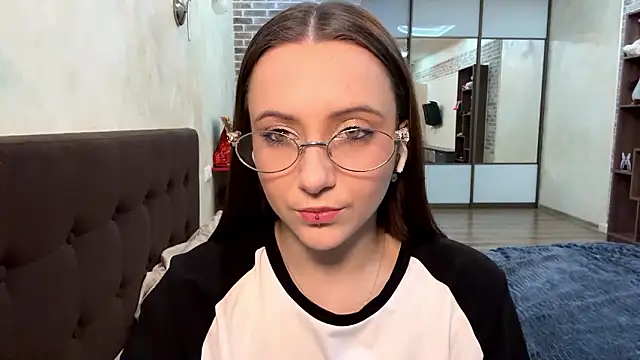 LioraVanta's cam snapshot