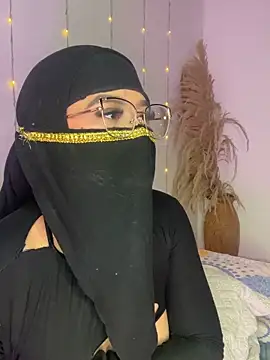 Maisa_issa's cam snapshot