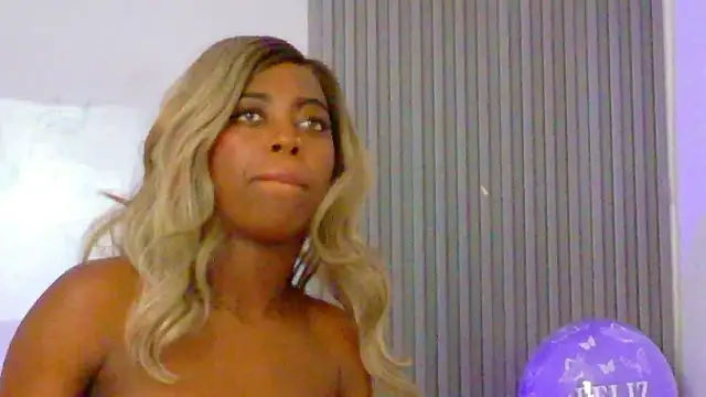 ebonydreams01's cam snapshot