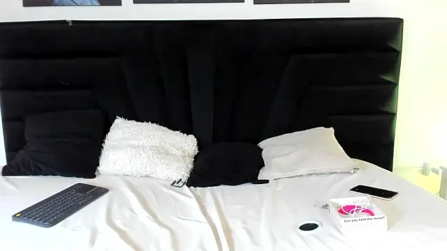 LiilithStonne's cam snapshot